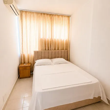 Sharri Hotel *